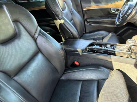 2017 Volvo XC90 T6 Inscription