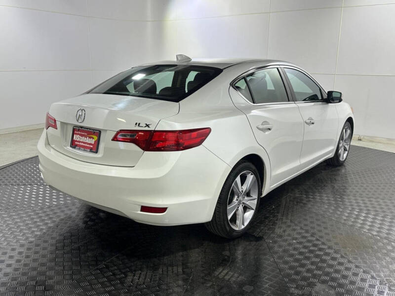 2013 Acura ILX 2.0L w/Tech