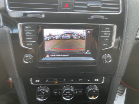 2015 Volkswagen Golf GTI SE