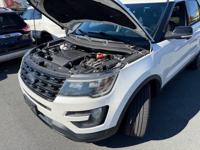 2016 Ford Explorer Sport