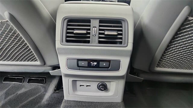 2024 Audi Q5 Sportback quattro S line Prem Plus 45 TFSI