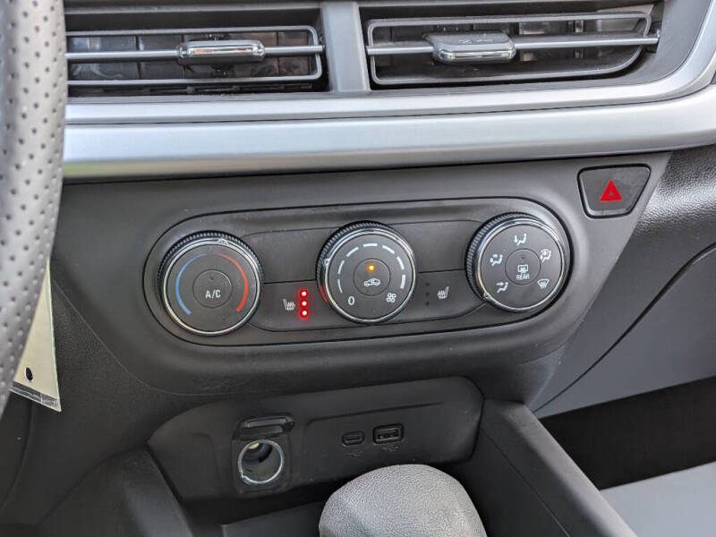 2024 Chevrolet Trax RS