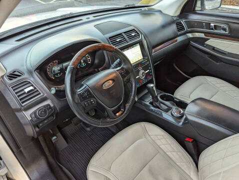 2018 Ford Explorer Platinum