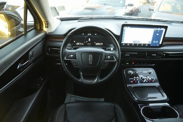 2022 Lincoln Nautilus Reserve