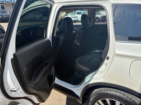 2020 Mitsubishi Outlander SEL