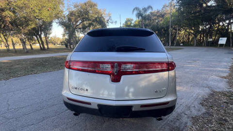 2015 Lincoln MKT
