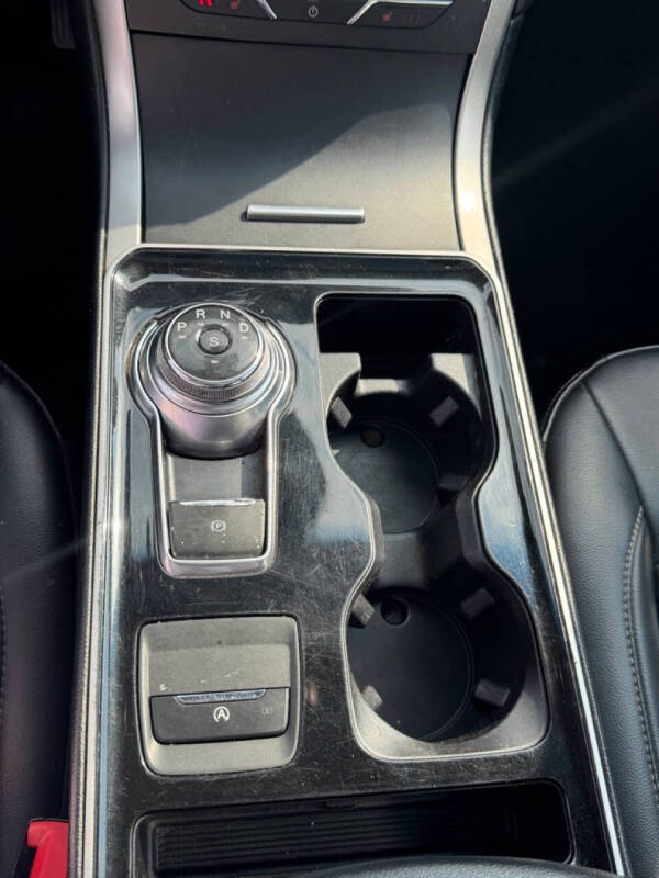 2019 Ford Edge SEL