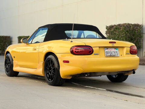 2002 Mazda MX-5 Miata