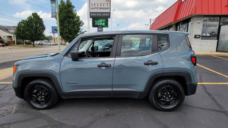 2017 Jeep Renegade for sale at Select Auto Group in Wyoming MI