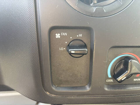 2011 Ford E-Series E-250