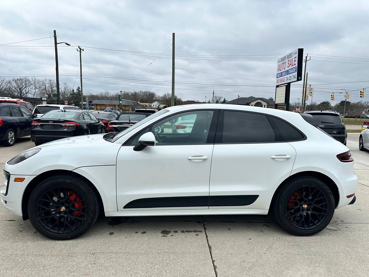 2017 Porsche Macan for sale at River Rides Auto Sale in Riverview, MI