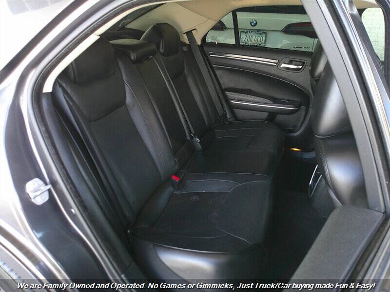 2019 Chrysler 300 Limited