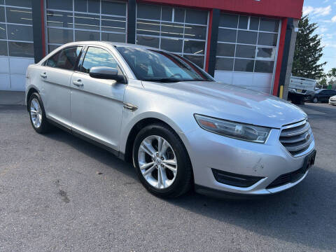 2013 Ford Taurus SEL