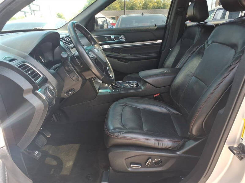 2016 Ford Explorer Sport