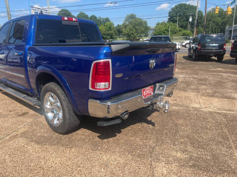 2015 RAM 1500 Laramie