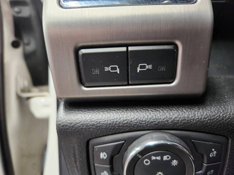 2017 Ford F-150 Platinum