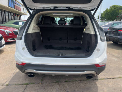 2016 Lincoln MKC Reserve