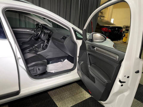 2018 Volkswagen Golf Alltrack