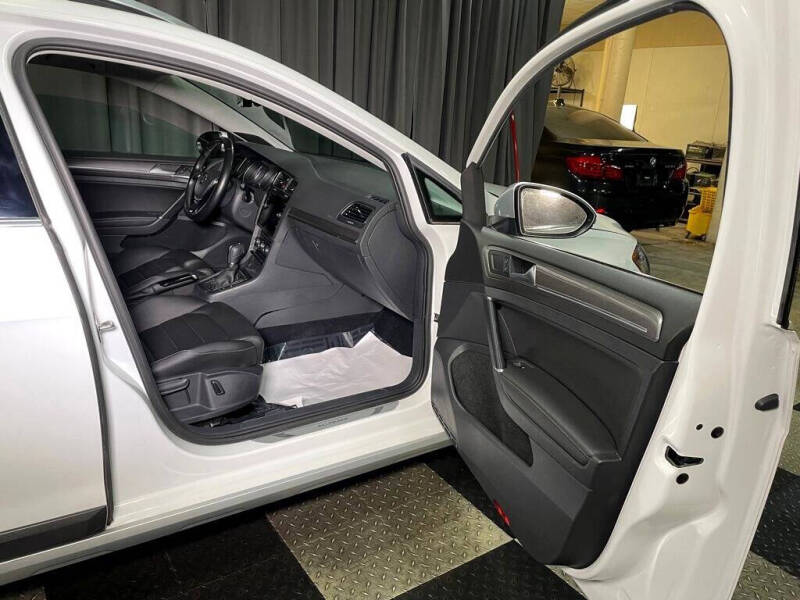 2018 Volkswagen Golf Alltrack