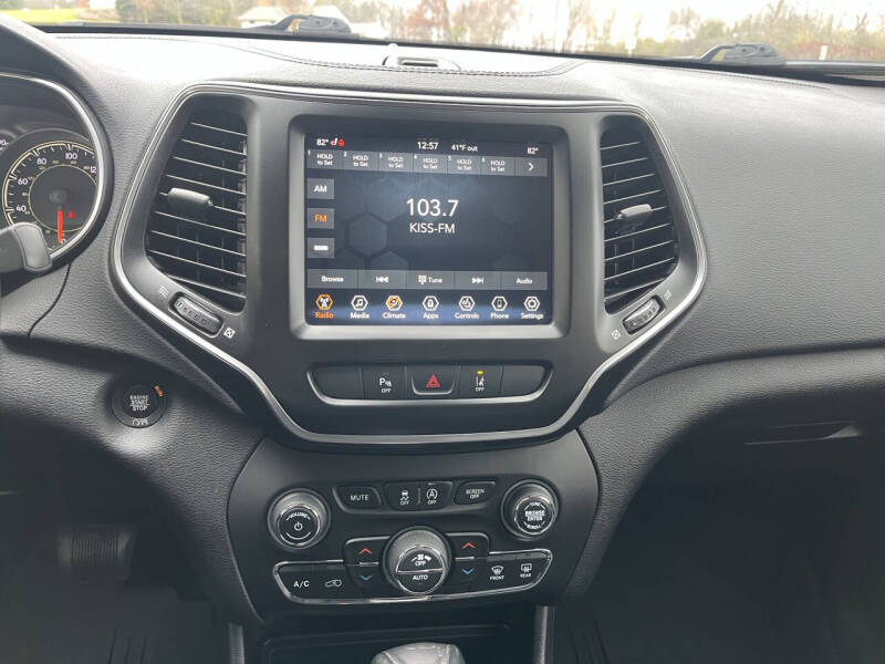 2021 Jeep Cherokee Latitude Lux