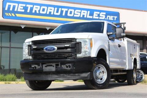 2017 Ford F-250 Super Duty for sale at METRO AUTO SALES in Arlington TX