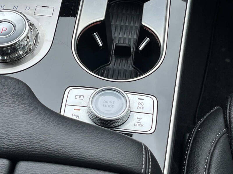 2025 Genesis GV80 2.5T Standard