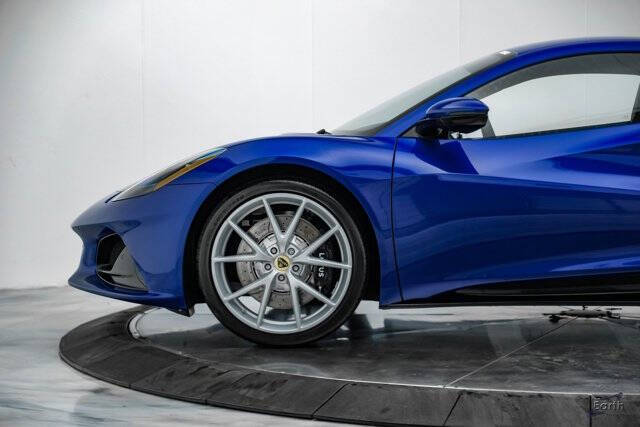 2025 Lotus Emira V6 Base