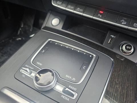 2020 Audi Q5 quattro Premium Plus 45 TFSI