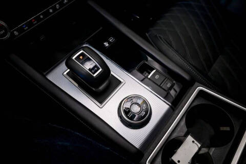 2023 Mitsubishi Outlander PHEV 40th Anniversary