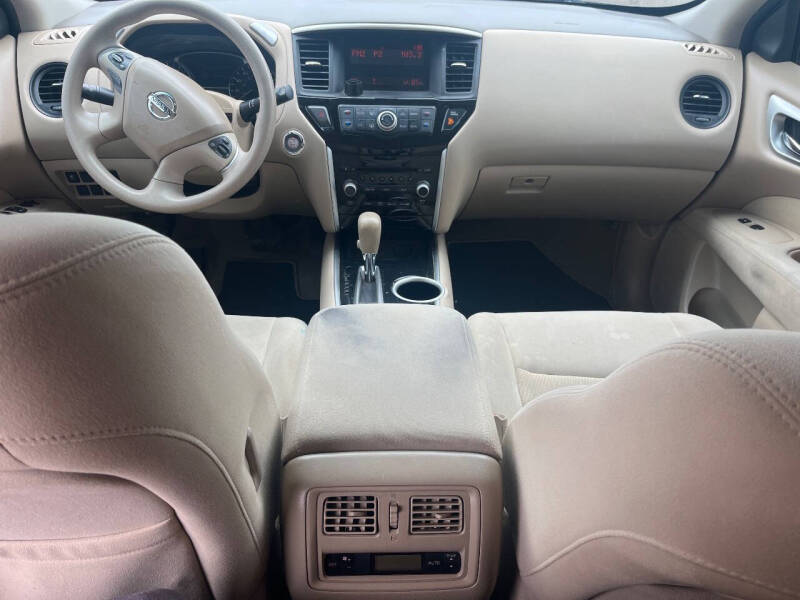 2015 Nissan Pathfinder S