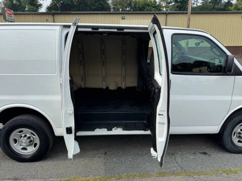 2017 Chevrolet Express 2500