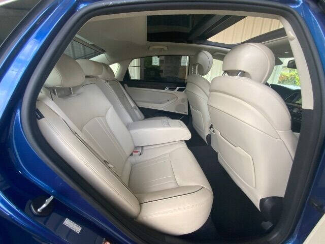 2016 Hyundai Genesis