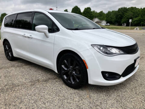 2018 Chrysler Pacifica Touring Plus