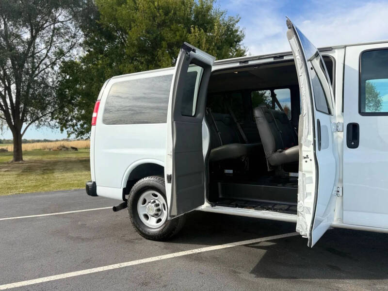 2014 Chevrolet Express LS 2500