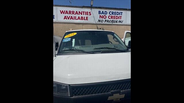 2021 Chevrolet Express 2500