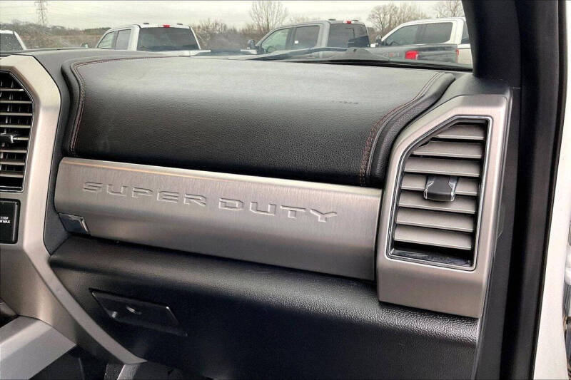 2021 Ford F-450 Super Duty Platinum