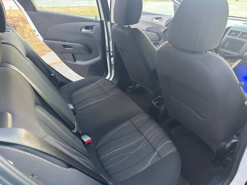 2015 Chevrolet Sonic LT Auto