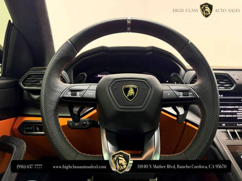 2023 Lamborghini Urus S