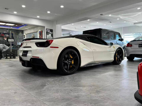 2016 Ferrari 488 GTB