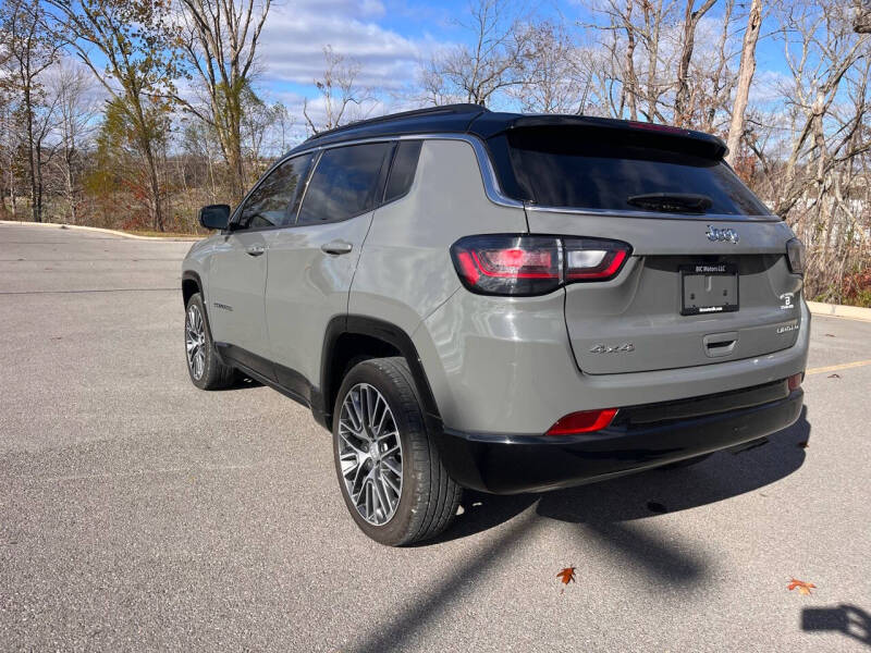 2022 Jeep Compass Limited photo 3