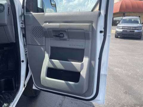 2010 Ford E-Series E-250