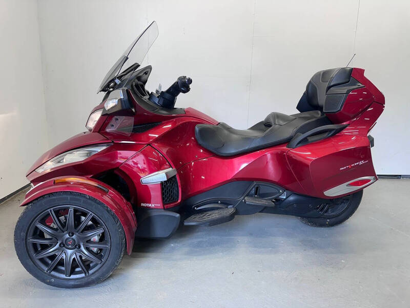 2016 Can-Am Spyder RT-S SE6