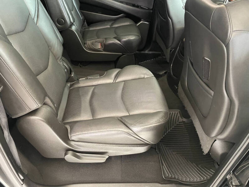 2018 Cadillac Escalade ESV Luxury