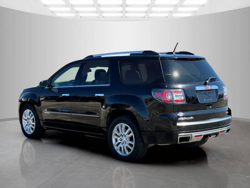 2016 GMC Acadia Denali