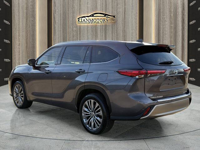 2021 Toyota Highlander Platinum