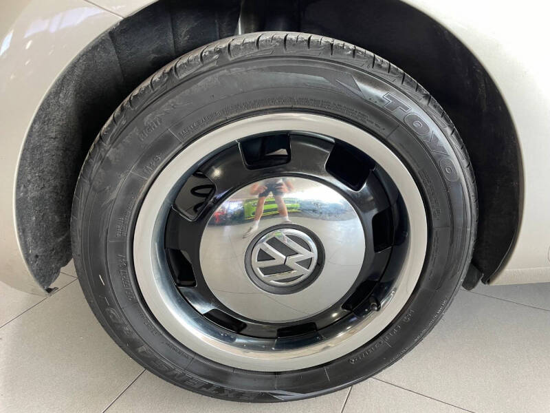 2012 Volkswagen Beetle 2.5L