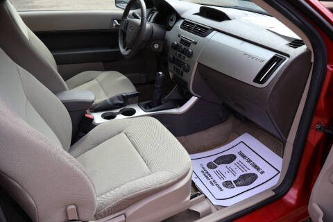 2010 Ford Focus SES