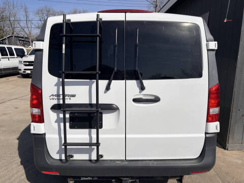 2017 Mercedes-Benz Metris Passenger