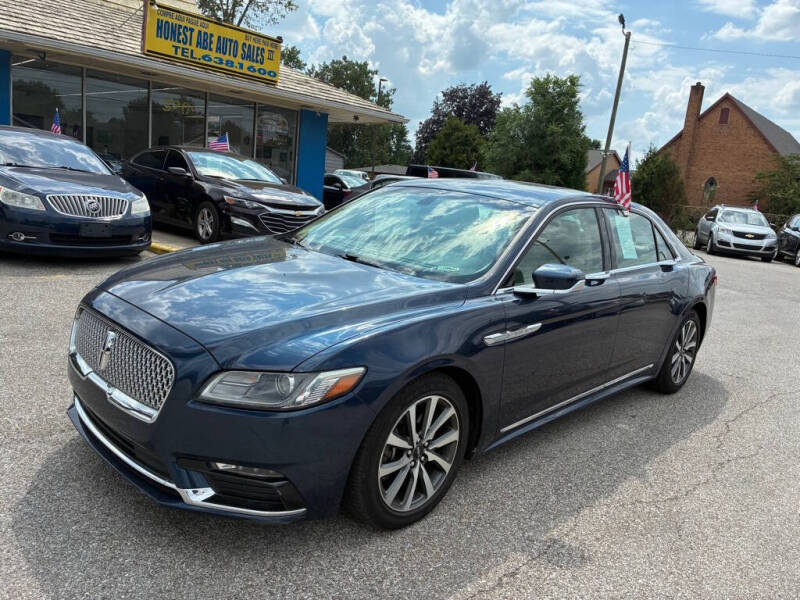 2017 Lincoln Continental Premiere
