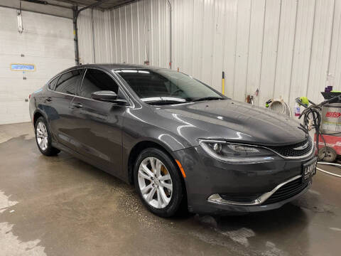 2015 Chrysler 200 for sale at Lanny's Auto in Winterset IA